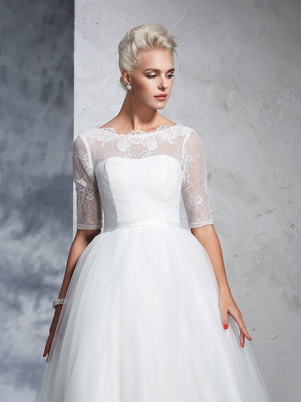 Long Sleeves Lace Bateau 1/2 Gown Ball Net Wedding Dresses