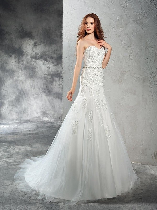 Sleeveless Long Sheath/Column Sweetheart Applique Satin Wedding Dresses