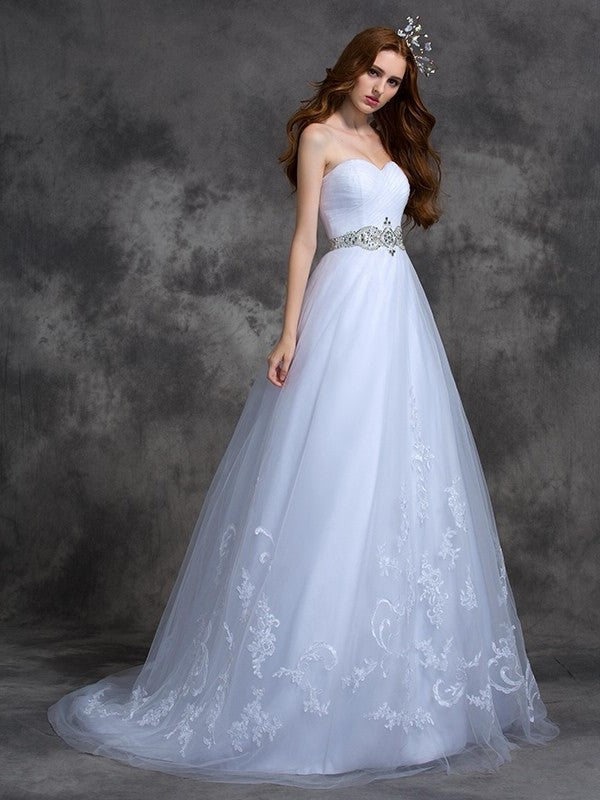 Long A-line/Princess Sleeveless Beading Sweetheart Satin Wedding Dresses