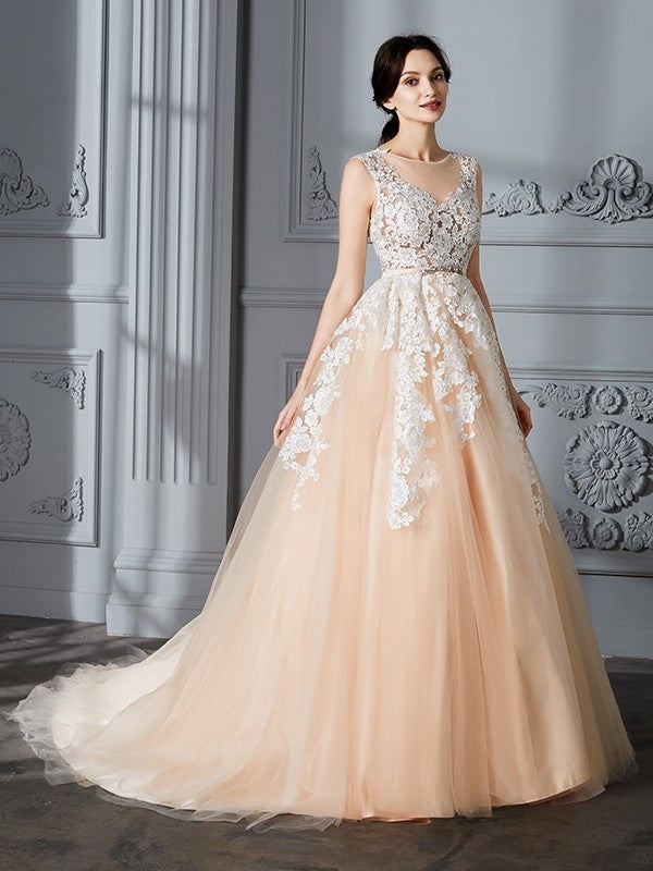 Scoop Sleeveless Gown Train Court Ball Tulle Wedding Dresses