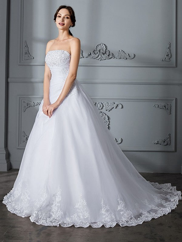 Sleeveless Train Court Gown Strapless Ball Organza Wedding Dresses