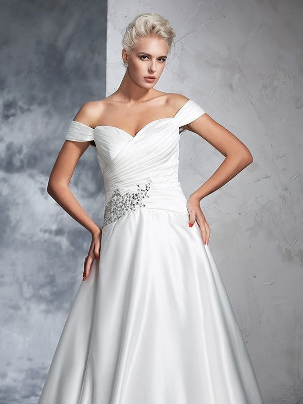 Off-the-Shoulder Long Sleeveless Gown Ruched Ball Taffeta Wedding Dresses