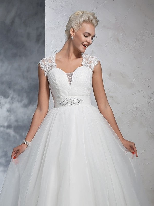 Gown Ball Sweetheart Ruched Sleeveless Long Tulle Wedding Dresses