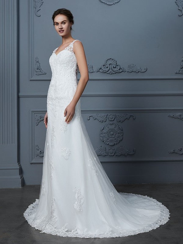 Lace Court Trumpet/Mermaid Sleeveless V-neck Train Tulle Wedding Dresses