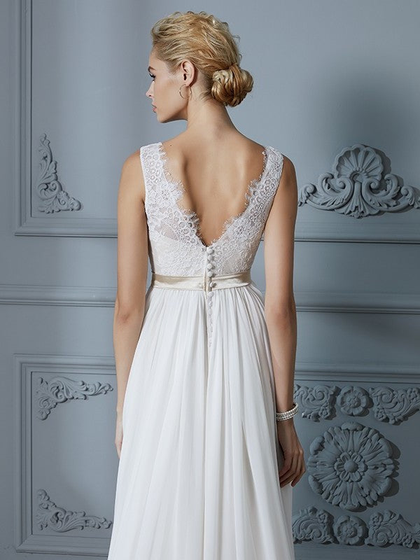 A-Line/Princess Chiffon Sleeveless V-neck Court Train Wedding Dresses