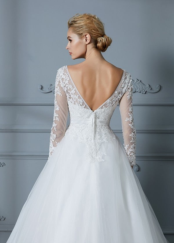 Ball V-neck Court Sleeves Long Train Lace Gown Tulle Wedding Dresses