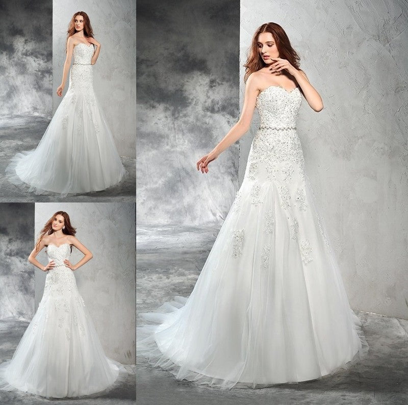 Sleeveless Long Sheath/Column Sweetheart Applique Satin Wedding Dresses